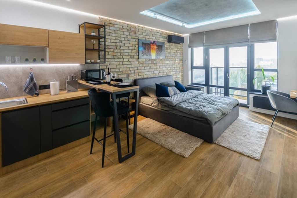 Vip - Smart Apartment Kiev Luaran gambar