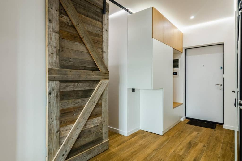 Vip - Smart Apartment Kiev Luaran gambar