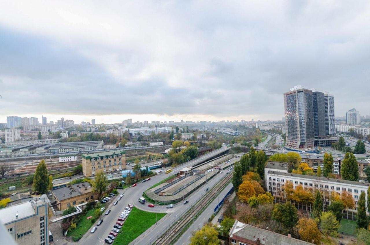 Vip - Smart Apartment Kiev Luaran gambar