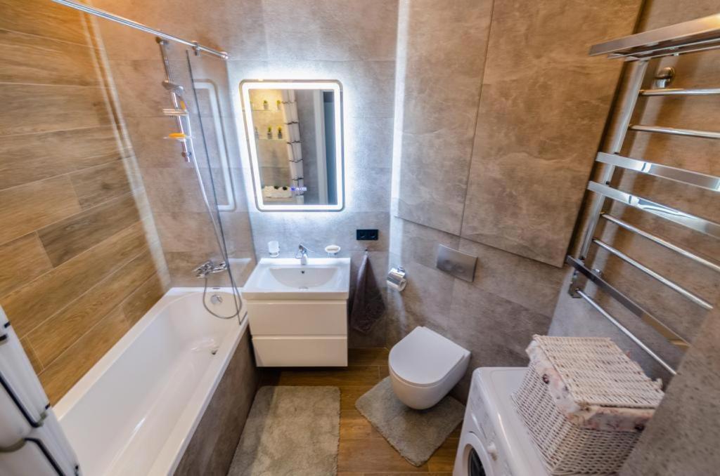 Vip - Smart Apartment Kiev Luaran gambar